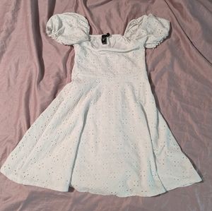 Windsor white puffy mini dress.